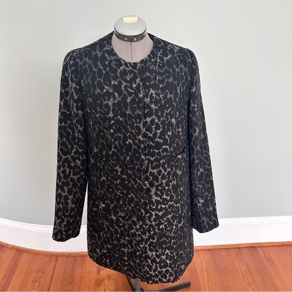 Kenneth Cole New York cheetah print button down pea  coat in size 10 - Picture 3 of 13